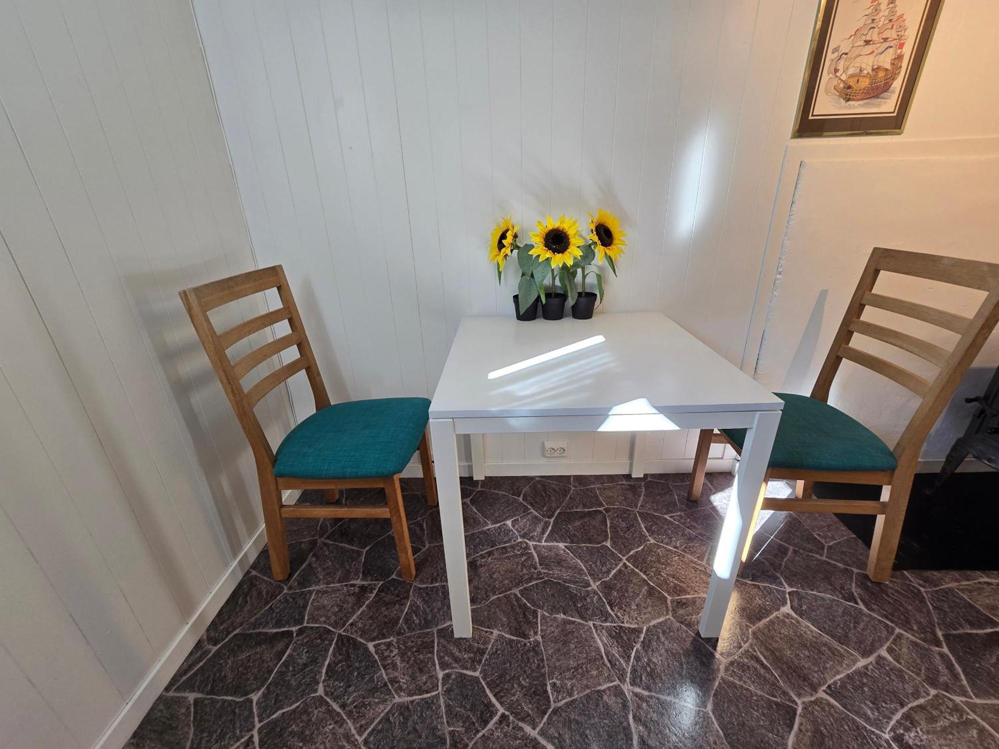 Hybel Til Leie Apartman Tvedestrand Kültér fotó